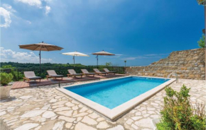 Stunning Home In Momjan